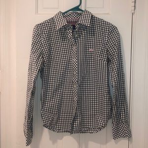 Women’s Vinyard Vines Checkered Button up Shirt